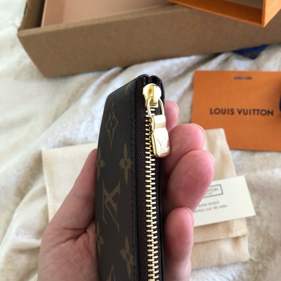 SOLD Louis Vuitton Pouch Cles Monogram France - Picture 11 of 15